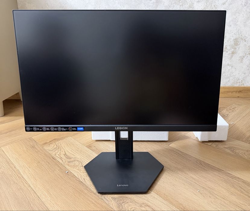 Монитор Lenovo Legion