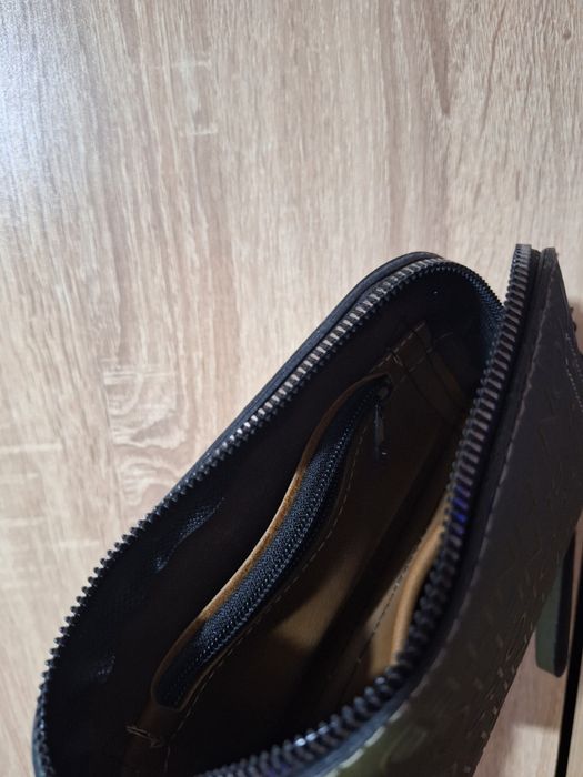 Дамско портмоне - чантичка