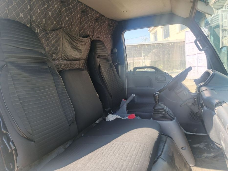 Isuzu samosval sotiladi