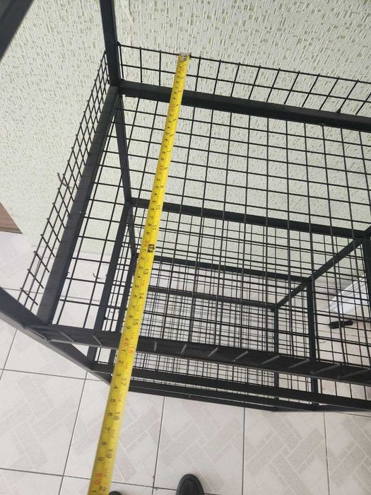 Stellyaj sotiladi / Продается стеллаж