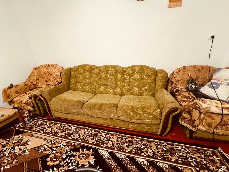 Срочно диван +2 кресло