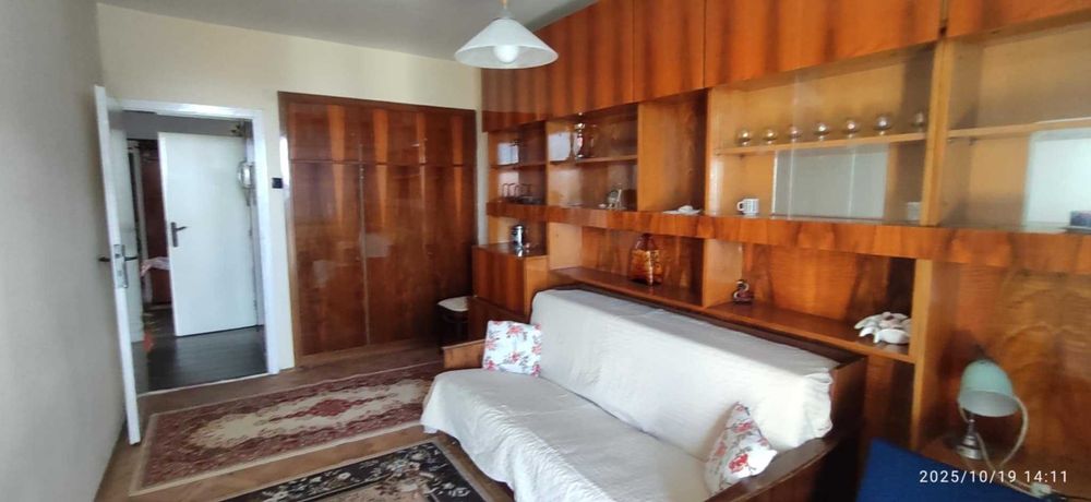 Дава се под наем Тристаен апартамент в Русе, Централен южен район - 90 кв.м за 408 € - Снимка #4