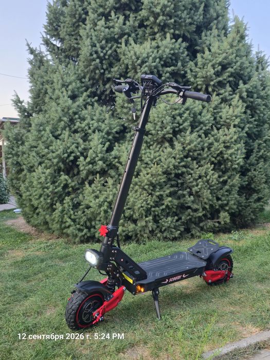 Продам Электросамокат почти новый