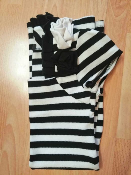 Лот - 2 броя зимни дамски пуловери и 1 туника