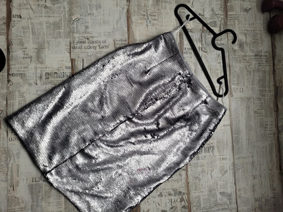 Fusta de paiete NOUA