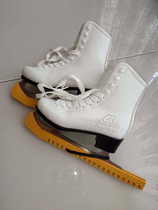 Коньки фигурные детские