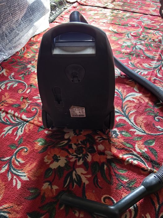 Пылесос/Чангютгич Samsung.