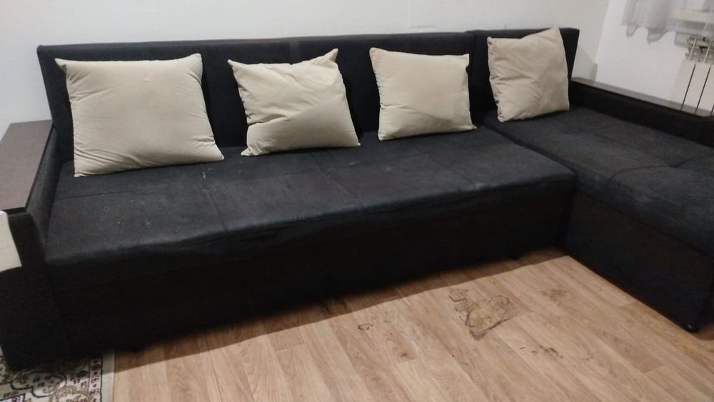 Диван угалок духспалний