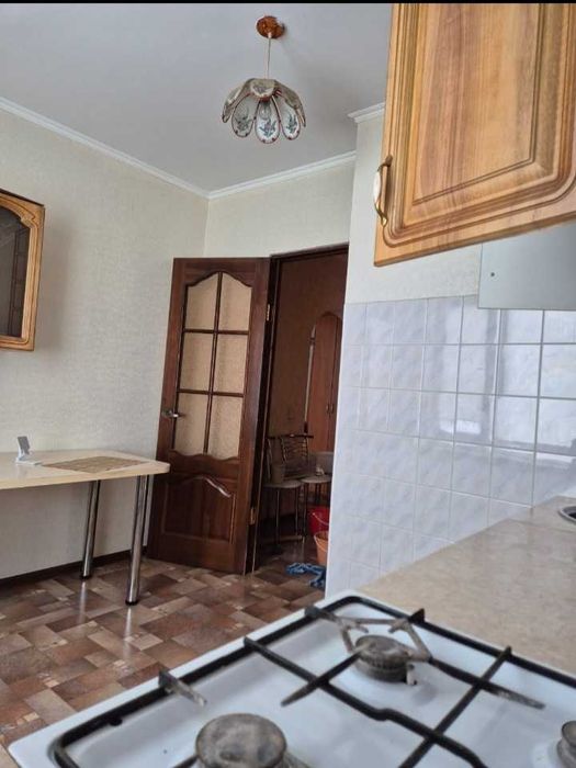 Срочно 2к.кв. продам рядом БСМП. 4-этаж