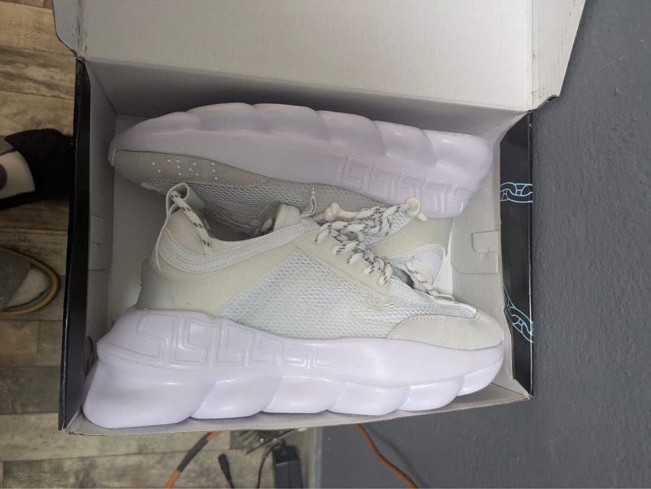 versace chain reaction