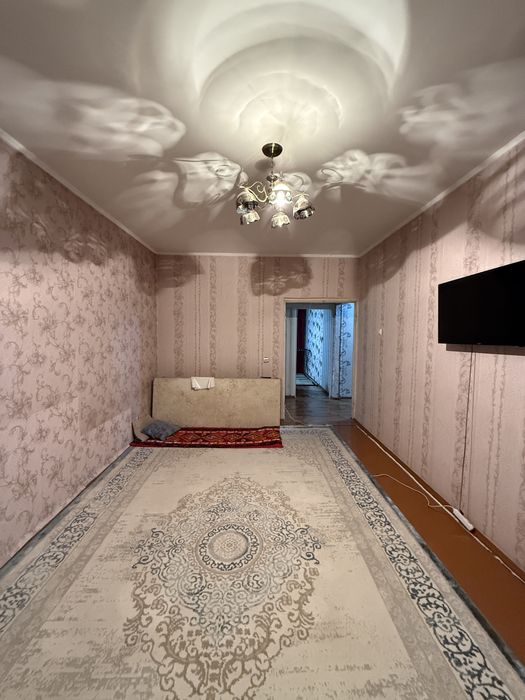 Продается кв в 8мкр улучшенка