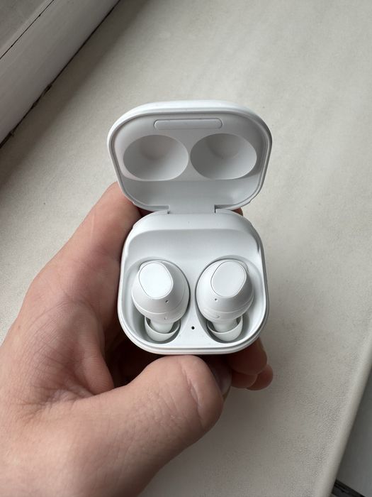 Samsung Galaxy buds fe