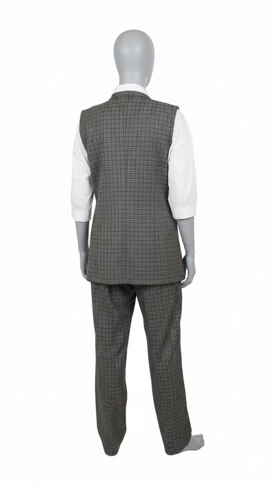 Продам костюм женский