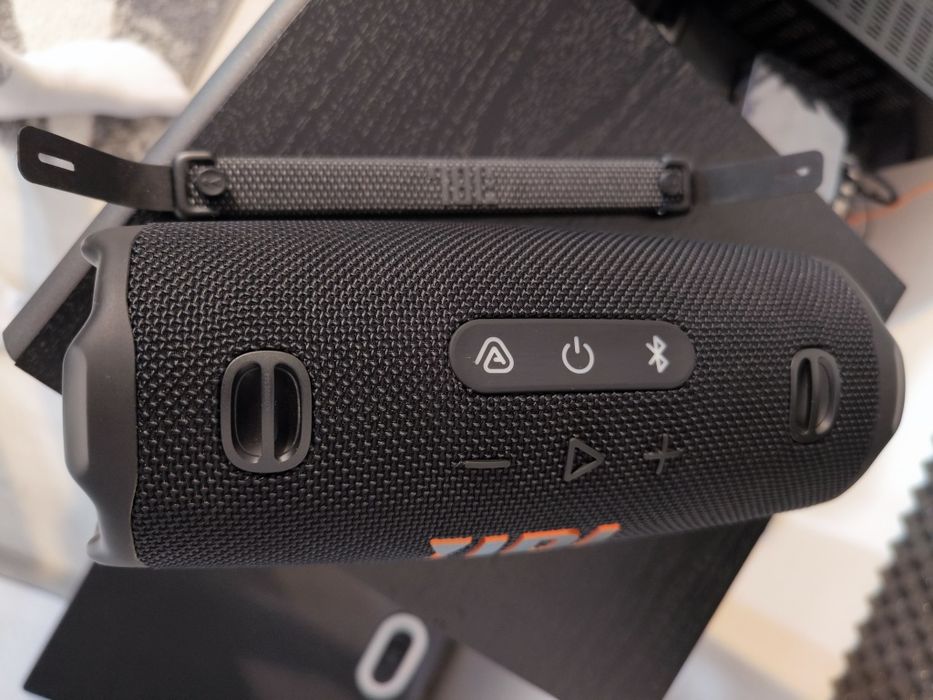Jbl Charge 6 originală, garanție valabilă până în 10.2027, stare foarte bună