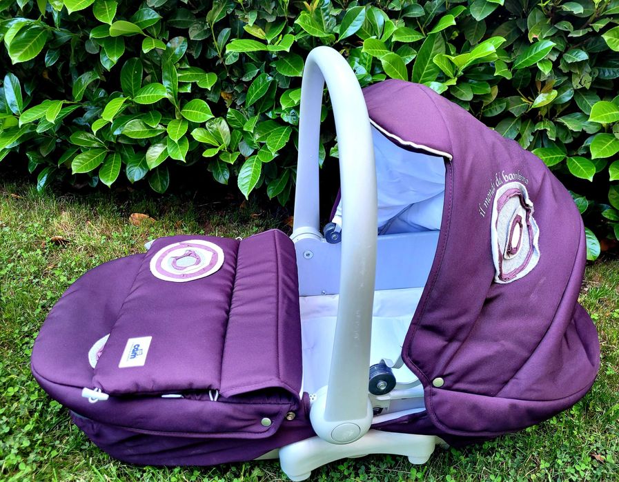 детска количка в три части на италианската марка Cam