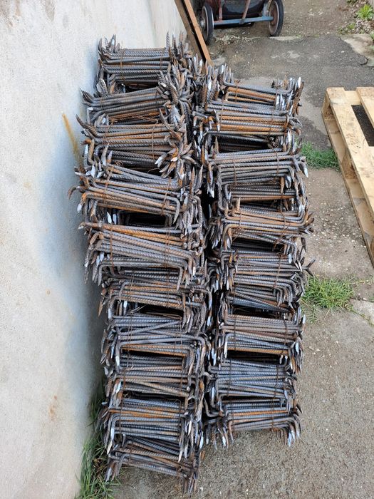 Scoabe din fier beton