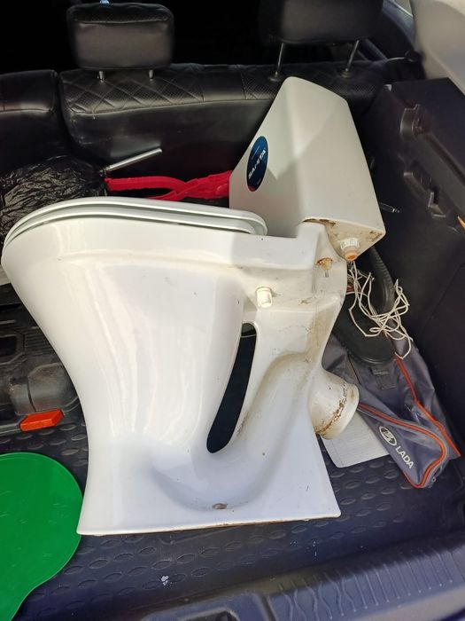 Продам унитаз б/у