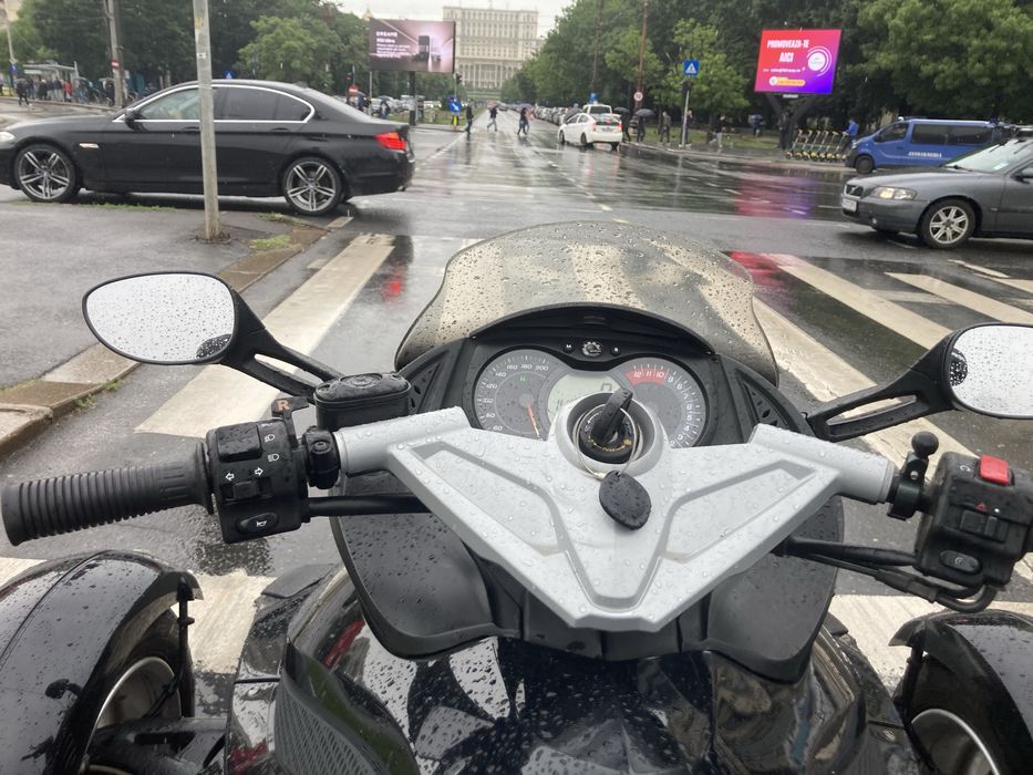 Vand CAN AM spyder