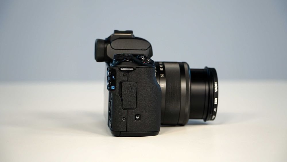 Canon EOS M50 Mark II + Обектив 15-45mm