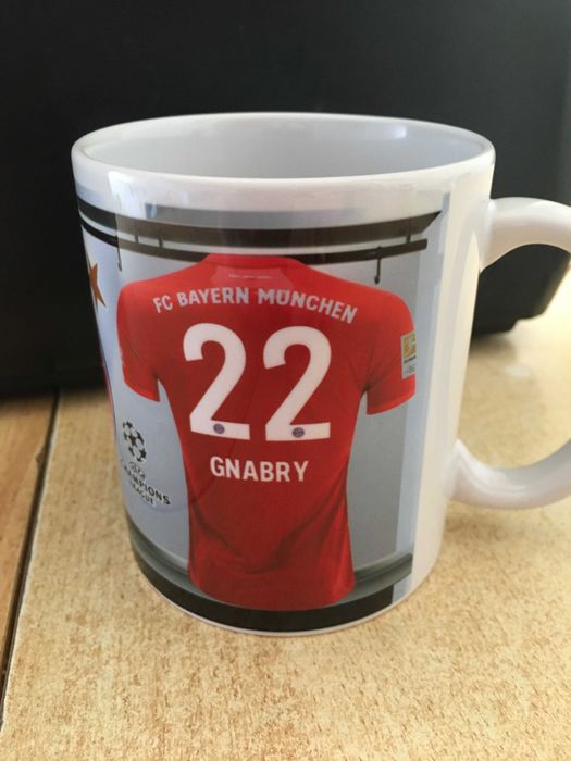 Футболна фен Чаша на Байерн Мюнхен с име сезон 25/26!Bayern Munich