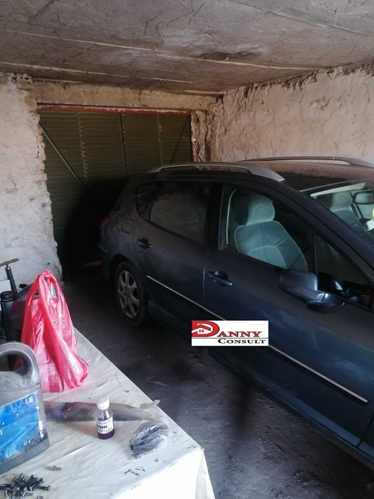 Къща с двор в с. Обединение, обл. Велико Търново