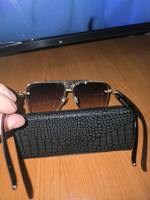 Ochelarii Versace