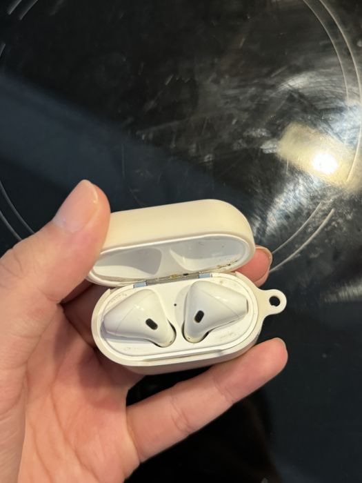 Air Pods 2 версия оригинал с чехлом
