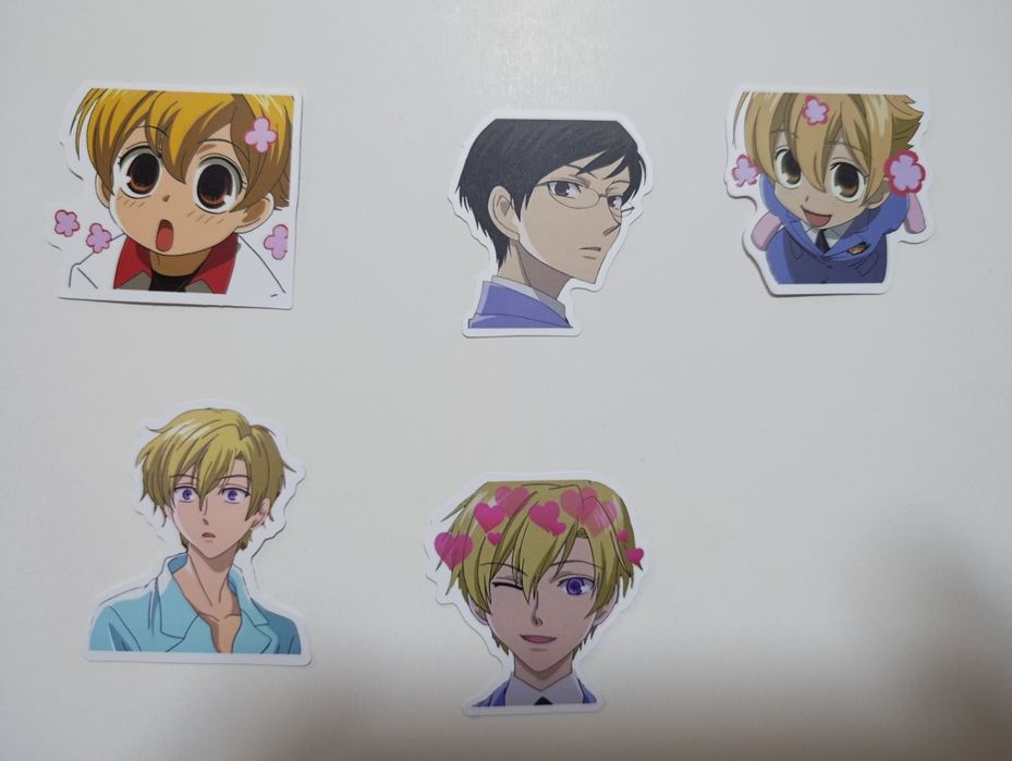 Аниме наклейки:Человек бензопила,Клинок рассекающий демонов 1шт1000сум