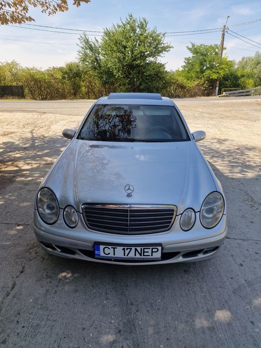 Vând Mercedes E200 2006