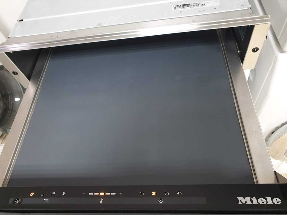 Miele Подгряващо Чекмедже без Дръжка за Вграждане в Кухня 14 cm