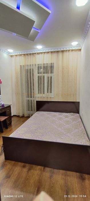 Жай сатылади тахияташ 2 микрорайон. Дом 9 кв 2