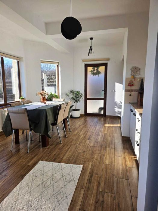 Casă 140 mp, 3 dormitoare, vedere pădure – Bucium, Iași