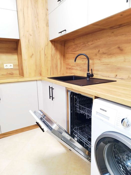 Дава се под наем Двустаен апартамент в Перник, Ладовица - 73 кв.м за 448.8 € - Снимка #4