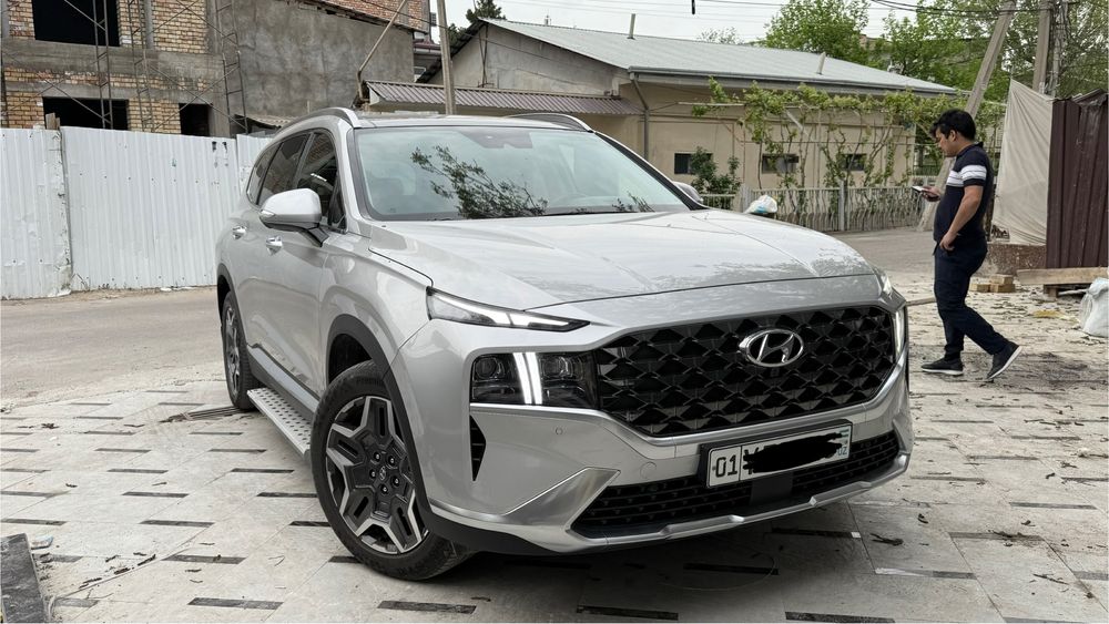 Hyundai Santa Fe 2021 3,5L srochna sotiladi