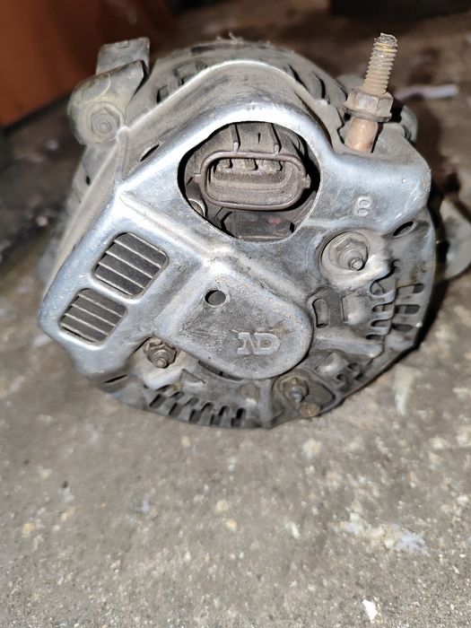 Генератор Toyota