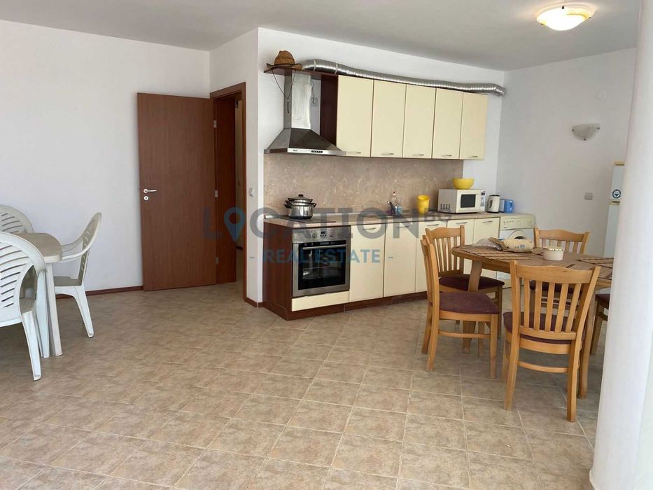 Продава се Тристаен апартамент в с. Божурец, Област Добрич - 120 кв.м за 409 €/кв.м - Снимка #3