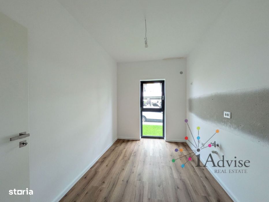 Apartament NOU 3 camere Tractorul, Brasov