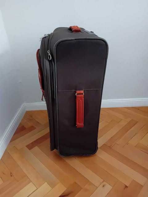 Куфар American Tourister                   .