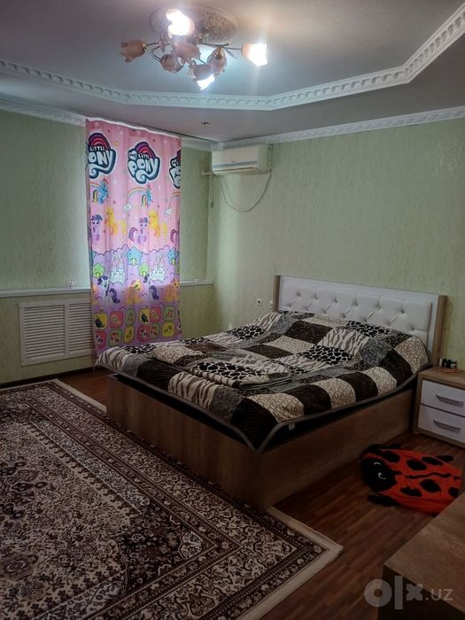 Метро Космонавтов, Метро Ойбек  продаю квартиру!В ипотеку можно купить
