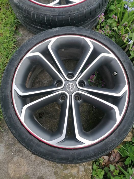 Продавам 4бр. 19" джанти от Опел Зафира  Тоурер с незначителни забележ