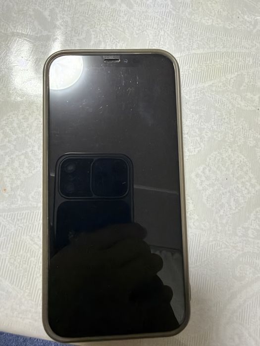 Продам айфон 12 про в хорошем состояний