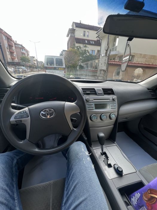 Toyota Camry 2.4 бензин