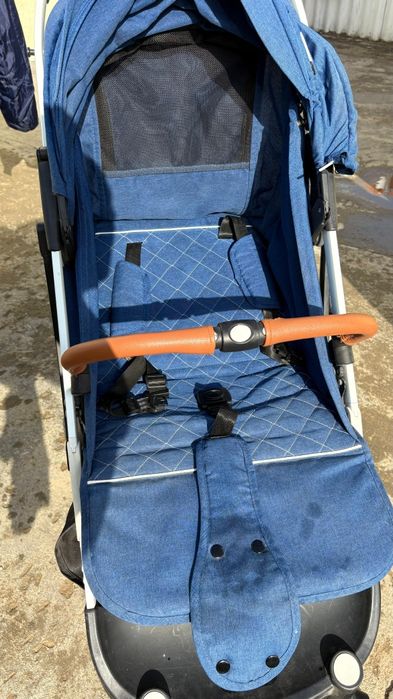 Продам коляску Состояние нормально