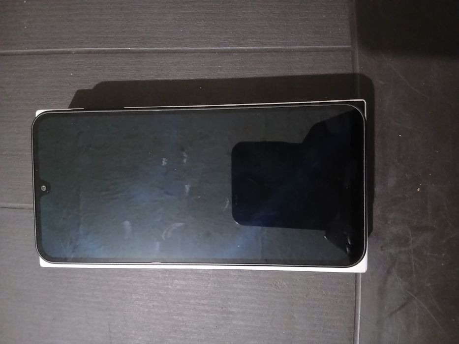 Samsung A17 5G nou nouț