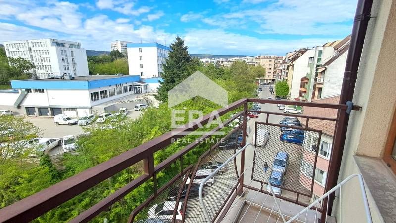 Дава се под наем Двустаен апартамент в Варна, Цветен квартал - 55 кв.м за 358 € - Снимка #6