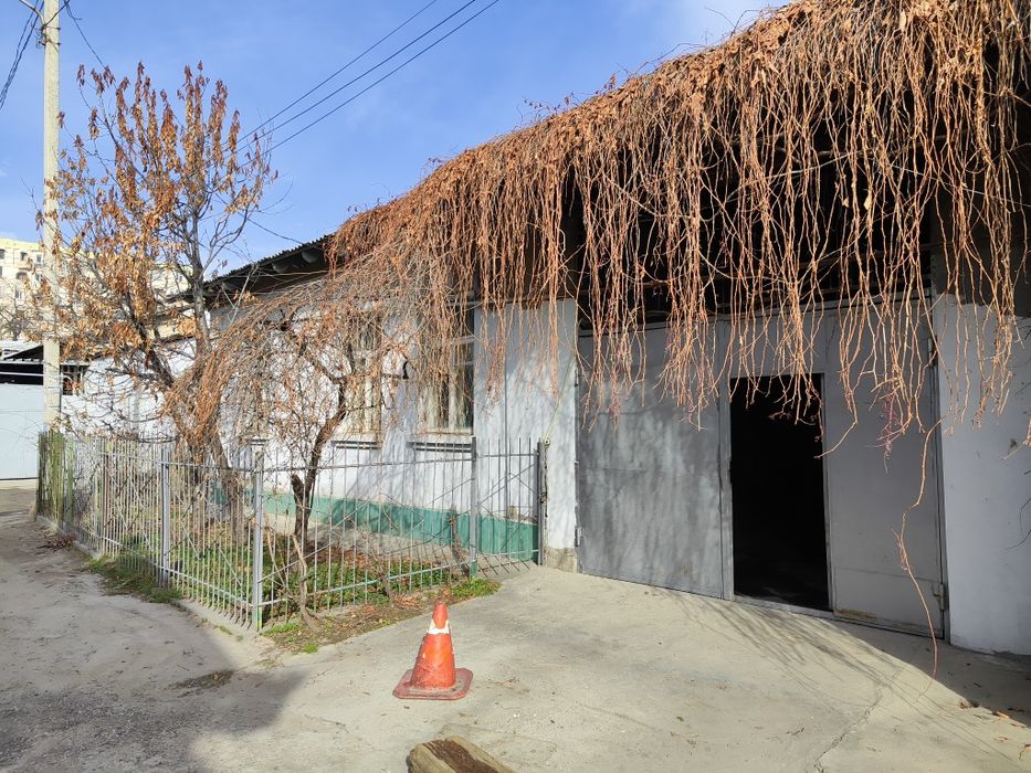 Участок в Яшнабадском районе ориентир Тапоич поликлиника