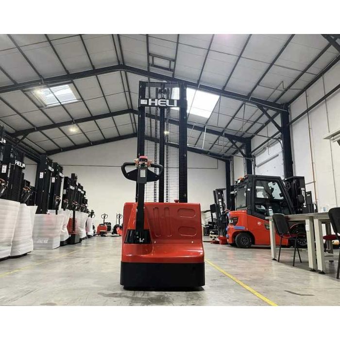 Heli CDD12J Transpaleta electrica cu catarg 1.2T