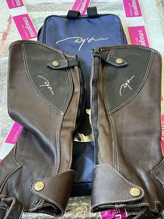 Lot echitație premium Dy’on + MATTES + 2 huse Sjöhagen Wear