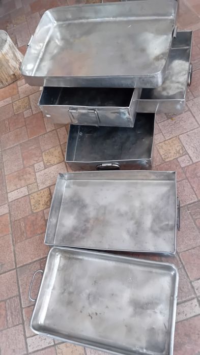 Провесионални  тави от  неръждавейка