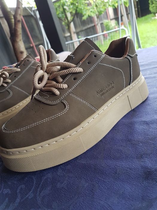 Pantofi sport barbati 42/42,5 ! Deosebiti! Noi !